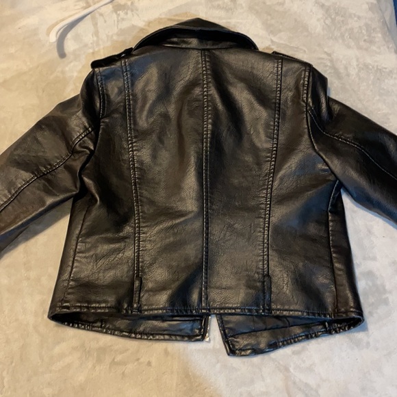Perfect condition leather biker jacket - Picture 2 of 3